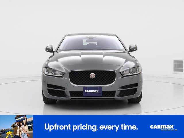2018 Jaguar XE 25t Premium