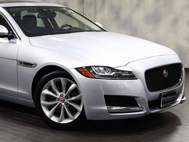 2018 Jaguar XF 25t Premium