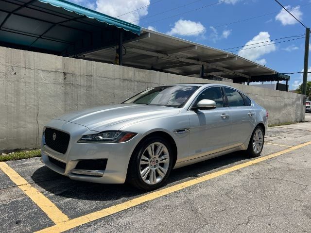 2018 Jaguar XF 30t Premium