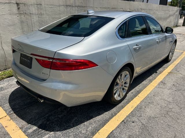 2018 Jaguar XF 30t Premium