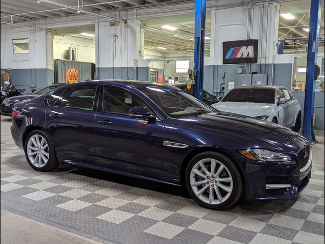 2018 Jaguar XF 30t R-Sport