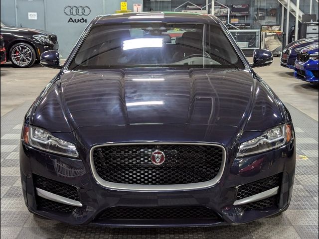 2018 Jaguar XF 30t R-Sport