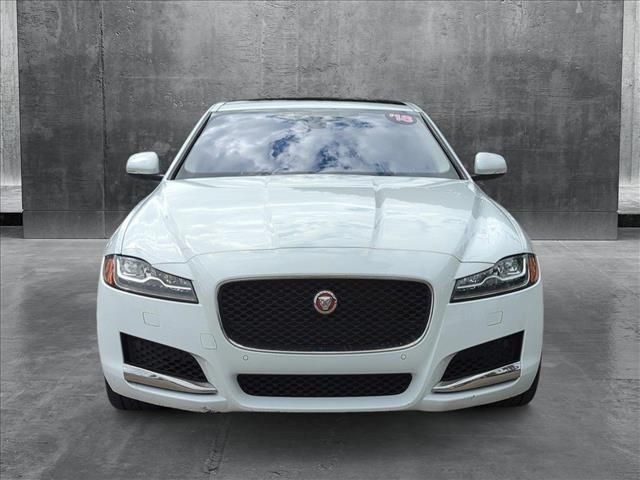 2018 Jaguar XF 35t Premium