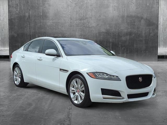 2018 Jaguar XF 35t Premium