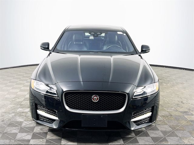 2018 Jaguar XF 35t R-Sport