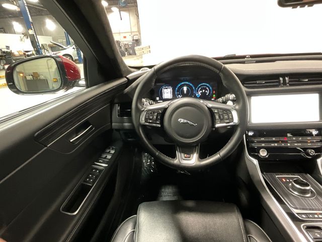 2018 Jaguar XF S