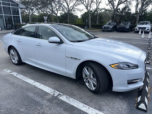 2018 Jaguar XJ XJ R-Sport