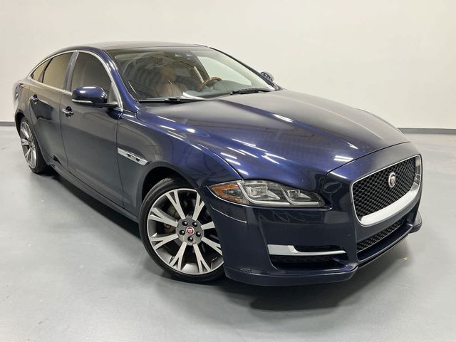 2018 Jaguar XJ XJ R-Sport