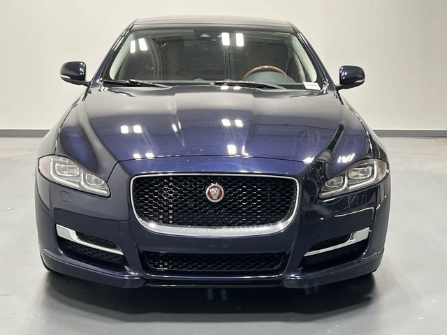 2018 Jaguar XJ XJ R-Sport