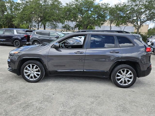 2018 Jeep Cherokee Latitude Tech Connect