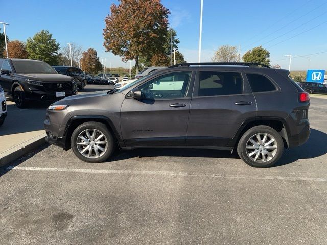 2018 Jeep Cherokee Latitude Tech Connect