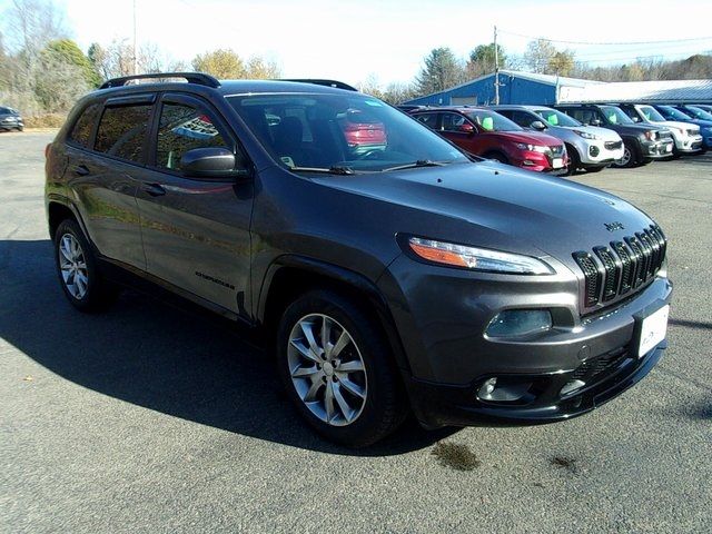 2018 Jeep Cherokee Latitude Tech Connect