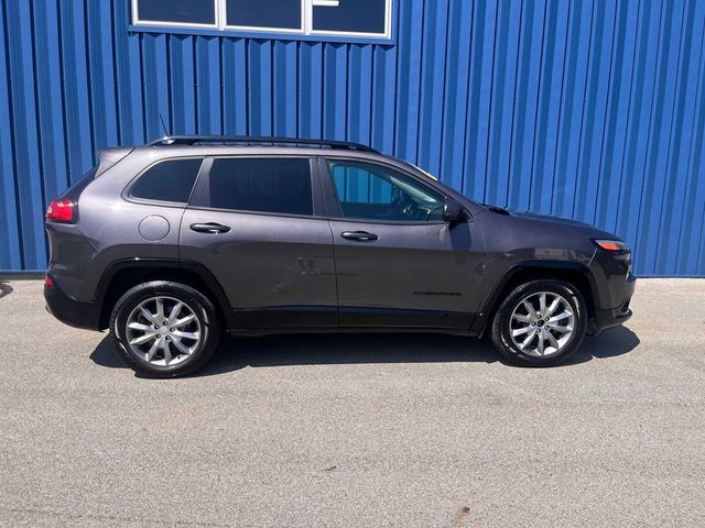 2018 Jeep Cherokee Latitude Tech Connect