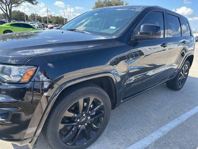 2018 Jeep Grand Cherokee Altitude