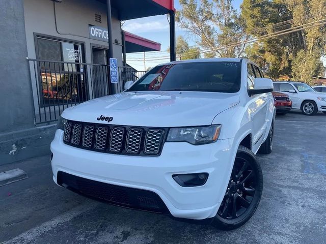 2018 Jeep Grand Cherokee Altitude