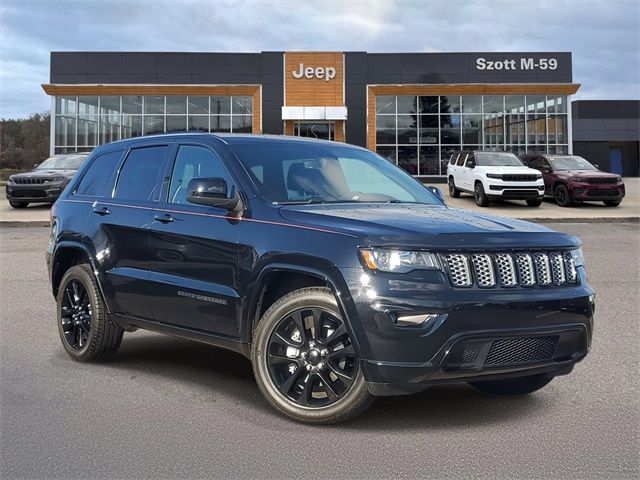 2018 Jeep Grand Cherokee Altitude