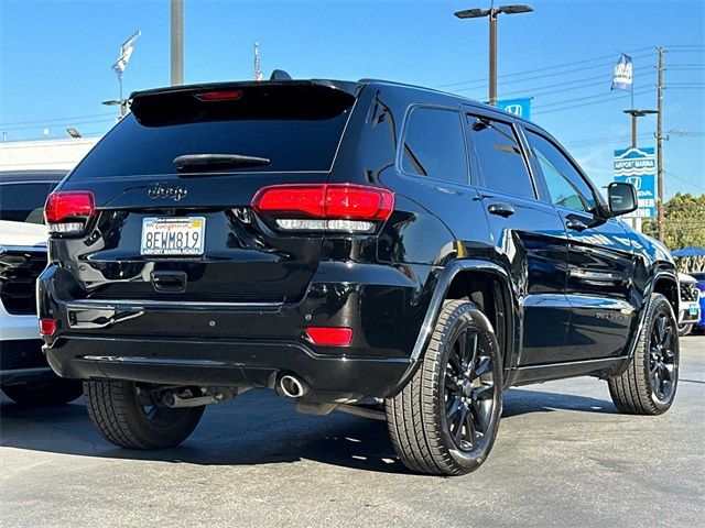 2018 Jeep Grand Cherokee Altitude