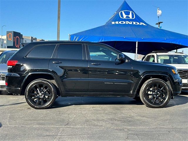 2018 Jeep Grand Cherokee Altitude