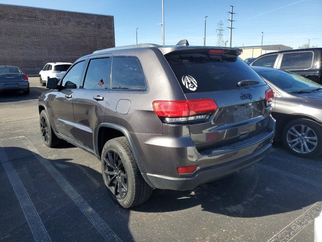 2018 Jeep Grand Cherokee Laredo E