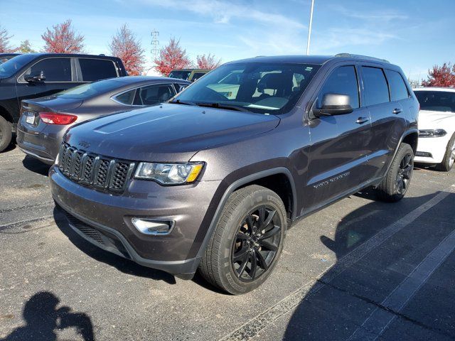 2018 Jeep Grand Cherokee Laredo E