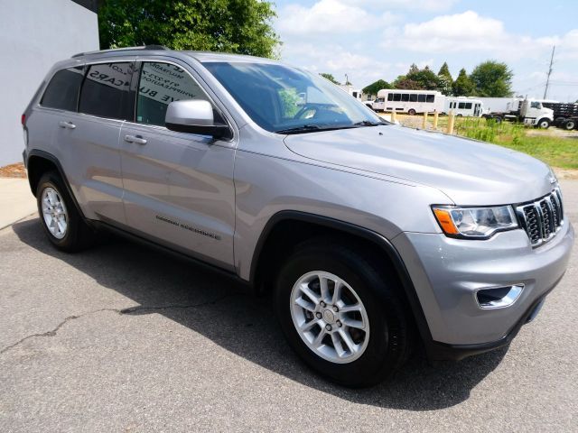 2018 Jeep Grand Cherokee Laredo E