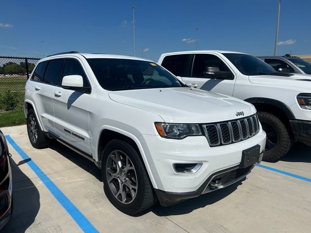 2018 Jeep Grand Cherokee Sterling Edition