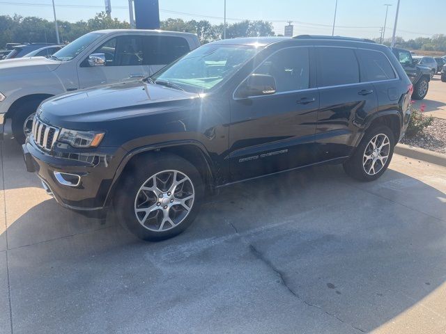 2018 Jeep Grand Cherokee Sterling Edition