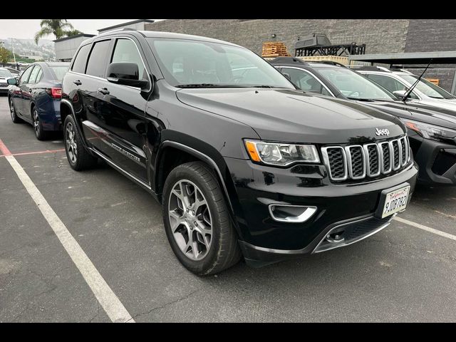 2018 Jeep Grand Cherokee Sterling Edition