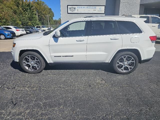 2018 Jeep Grand Cherokee Sterling Edition