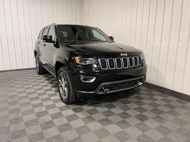 2018 Jeep Grand Cherokee Sterling Edition