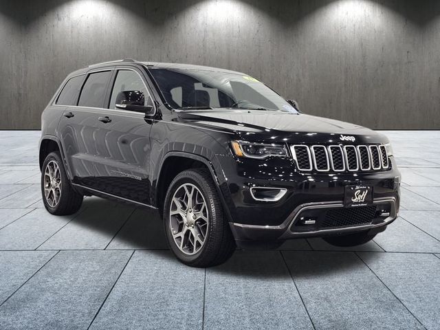 2018 Jeep Grand Cherokee Sterling Edition