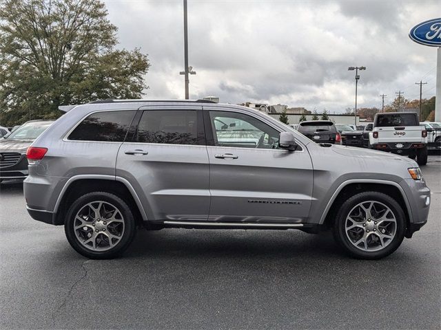 2018 Jeep Grand Cherokee Sterling Edition