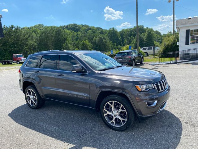 2018 Jeep Grand Cherokee Sterling Edition