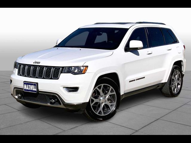 2018 Jeep Grand Cherokee Sterling Edition