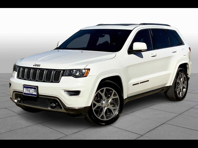 2018 Jeep Grand Cherokee Sterling Edition