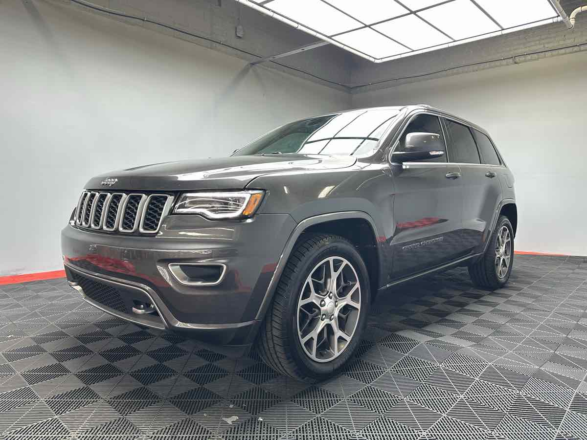 Used 2018 Jeep Grand Cherokee Sterling Edition For Sale in