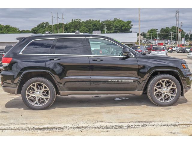 2018 Jeep Grand Cherokee Sterling Edition