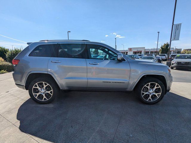 2018 Jeep Grand Cherokee Sterling Edition