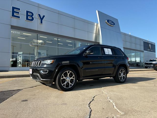 2018 Jeep Grand Cherokee Sterling Edition