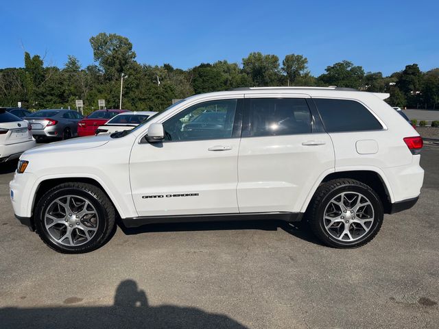 2018 Jeep Grand Cherokee Sterling Edition