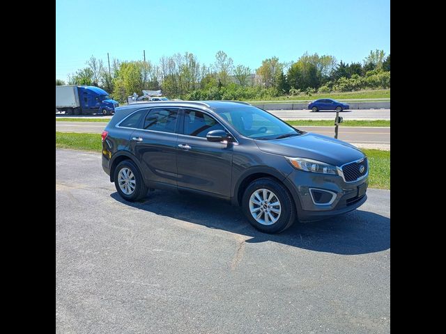 2018 Kia Sorento LX