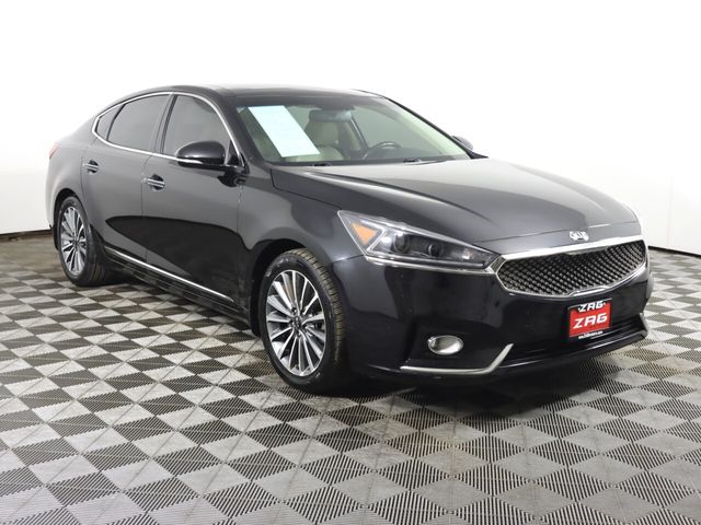 2018 Kia Cadenza Premium