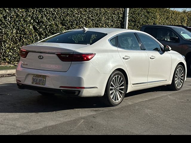 2018 Kia Cadenza Premium