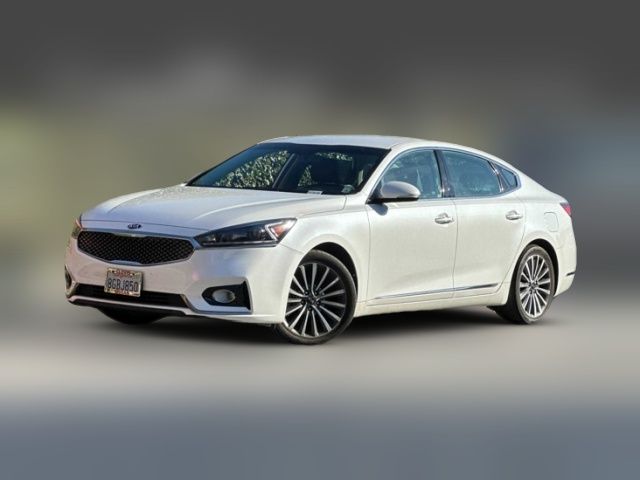 2018 Kia Cadenza Premium