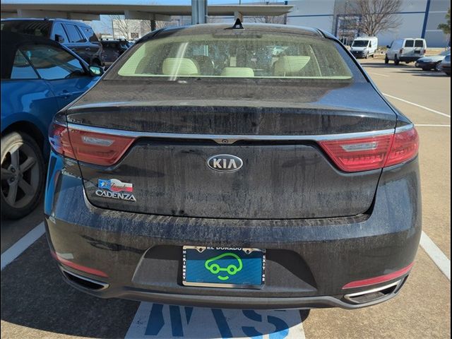 2018 Kia Cadenza Premium