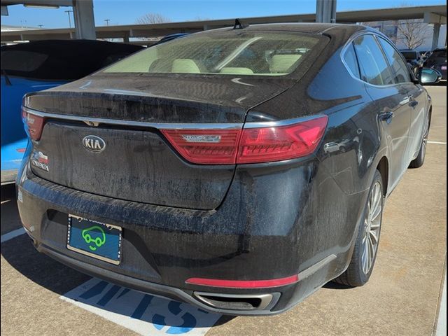 2018 Kia Cadenza Premium