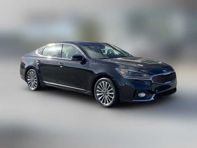 2018 Kia Cadenza Premium