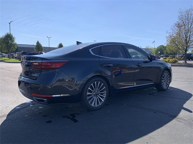 2018 Kia Cadenza Premium