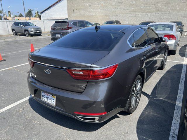 2018 Kia Cadenza Premium