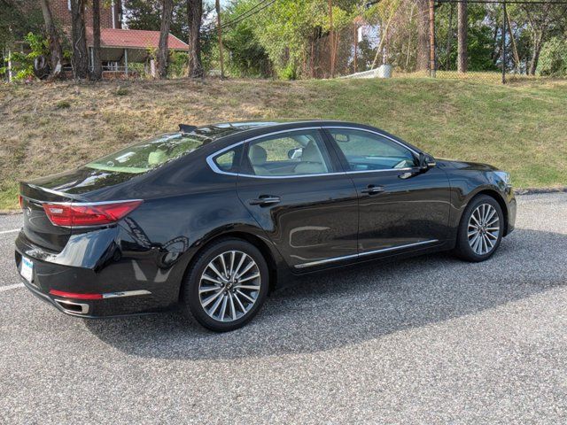 2018 Kia Cadenza Premium